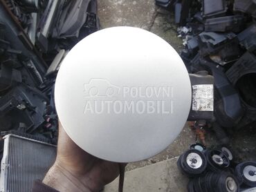 Poklopac i cep rezervara za Volkswagen Passat B5.5