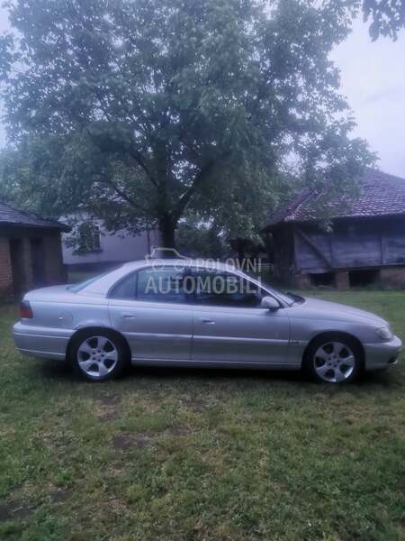 Opel Omega 