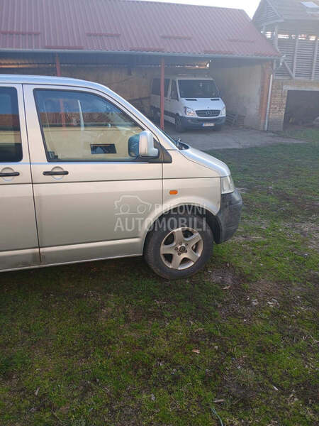 Volkswagen Transporter T5 