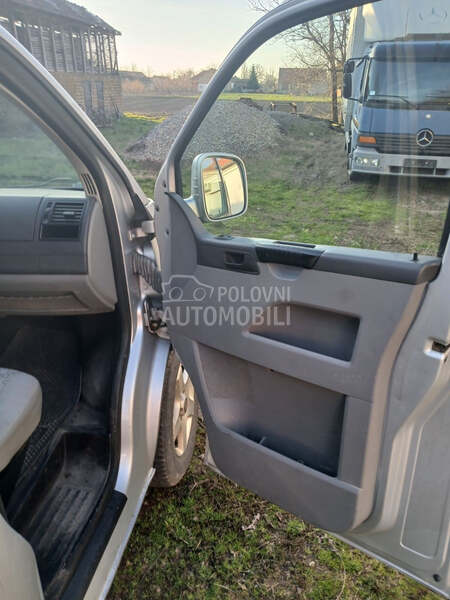 Volkswagen Transporter T5 