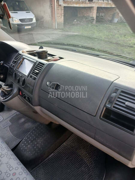 Volkswagen Transporter T5 