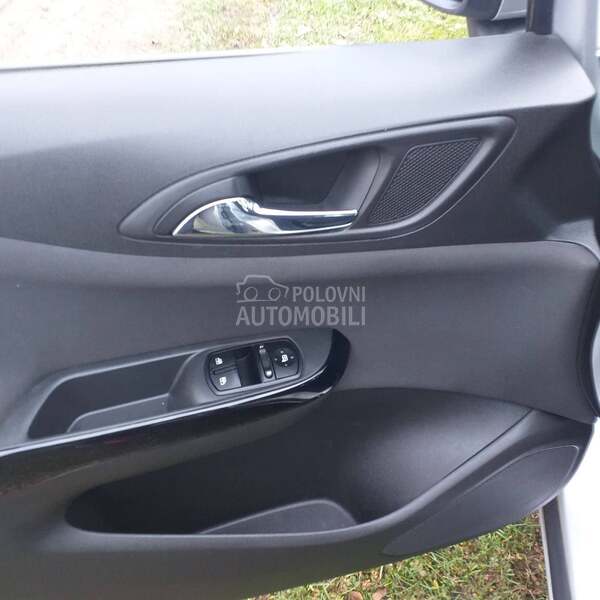 Opel Corsa E 1.0 T ŠVAJCARSKA