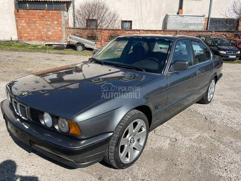 BMW 520 E34