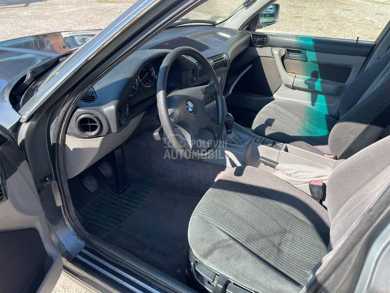 BMW 520 E34