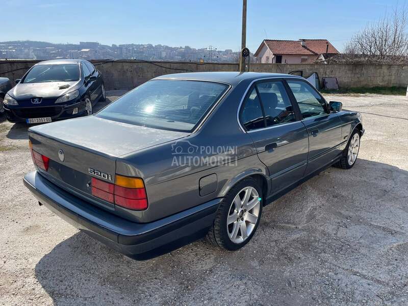 BMW 520 E34