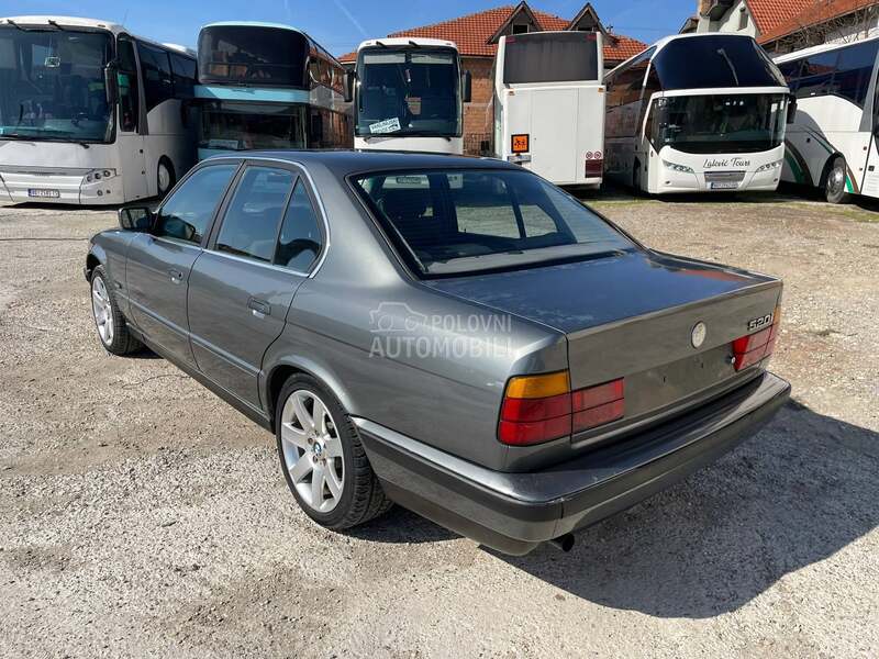 BMW 520 E34