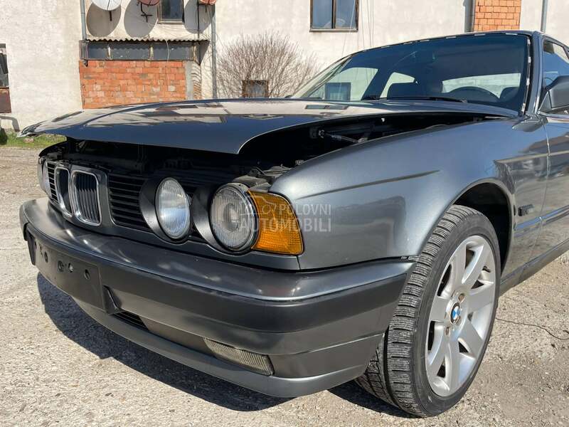 BMW 520 E34