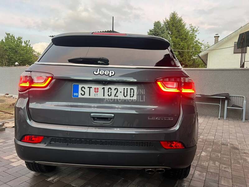 Jeep Compass Limited AUT