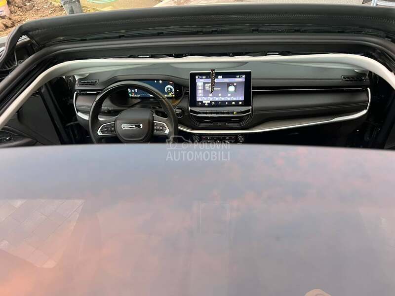 Jeep Compass Limited AUT