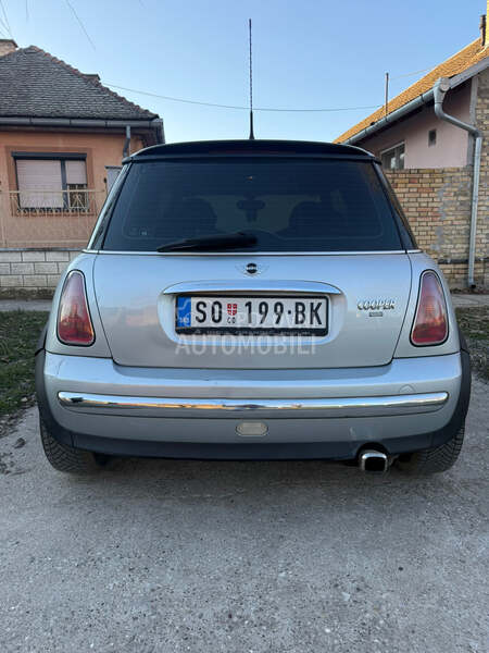 MINI Cooper 