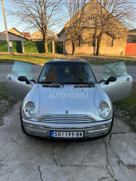 MINI Cooper 
