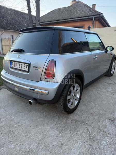 MINI Cooper 