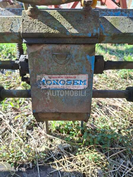 Monosem Pneumacka sejalica