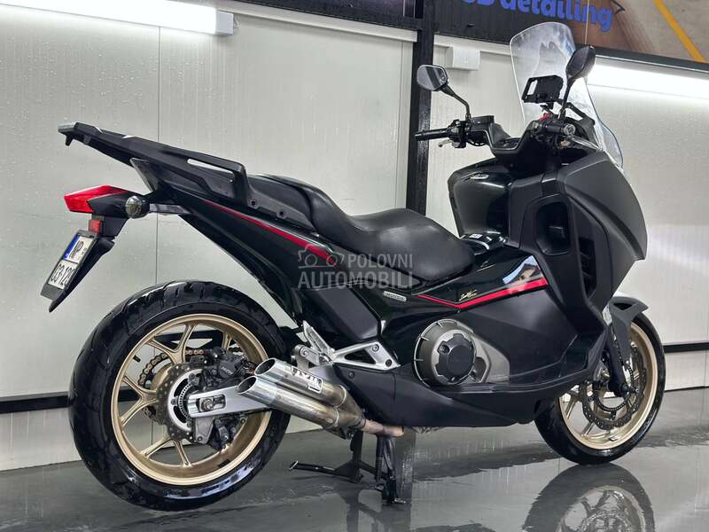 Honda INTEGRA S NC750