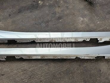 Pragovi plasticni za BMW 125, 116, 118 ... od 2011. do 2014. god.