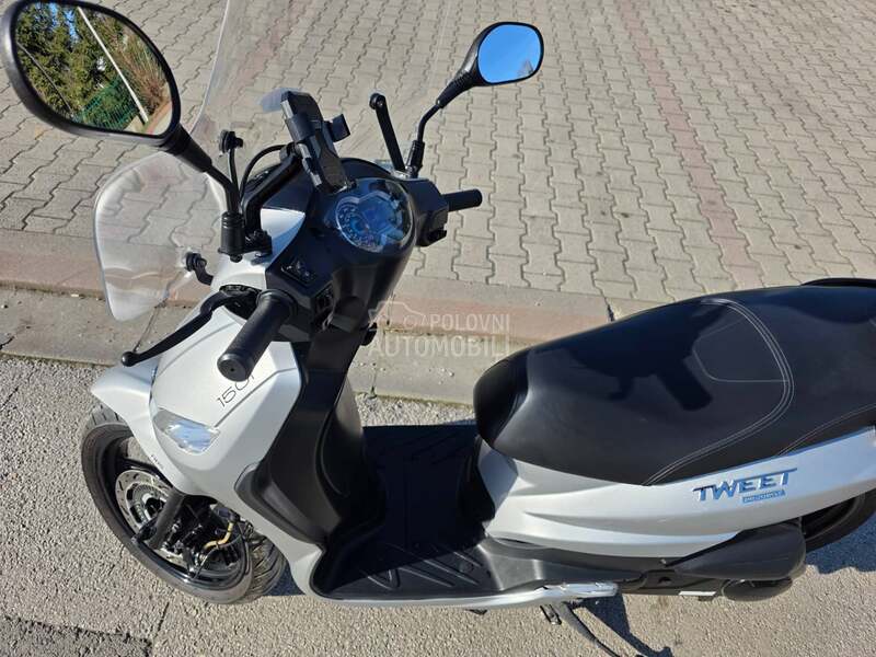 Peugeot Tweet 150 ABS