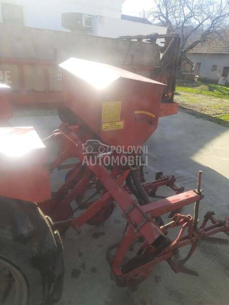 IMT dvoredni spartac