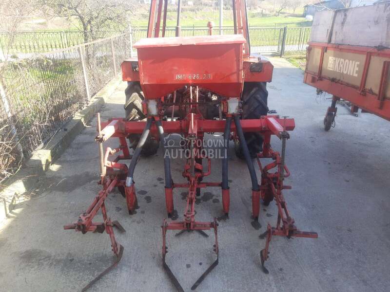 IMT dvoredni spartac