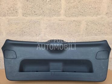 Plastika gepek vrata za Audi A3