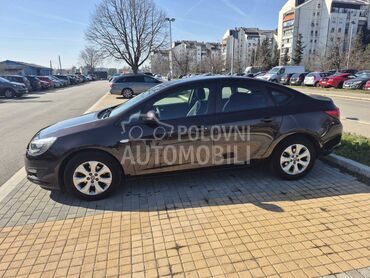 Opel Astra J 1.4 Turbo Enjoy