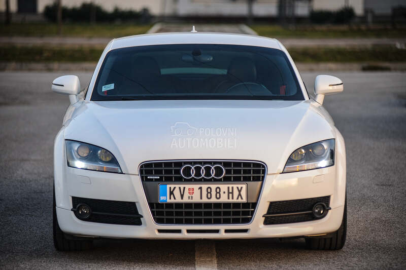 Audi TT QUATTRO
