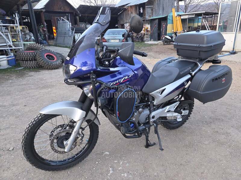 Honda transalp 650