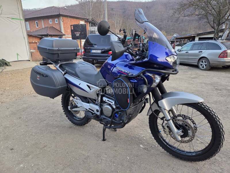 Honda transalp 650