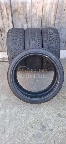 Hankook 225/40 R19 Zimska