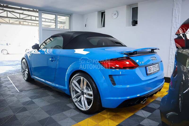 Audi TT Roadster