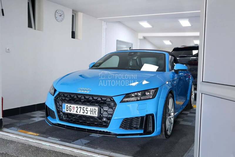 Audi TT Roadster