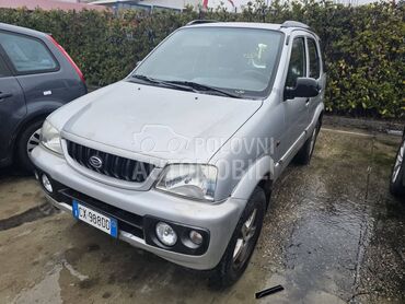 Daihatsu Terios 4 WD 2005. god. -  kompletan auto u delovima