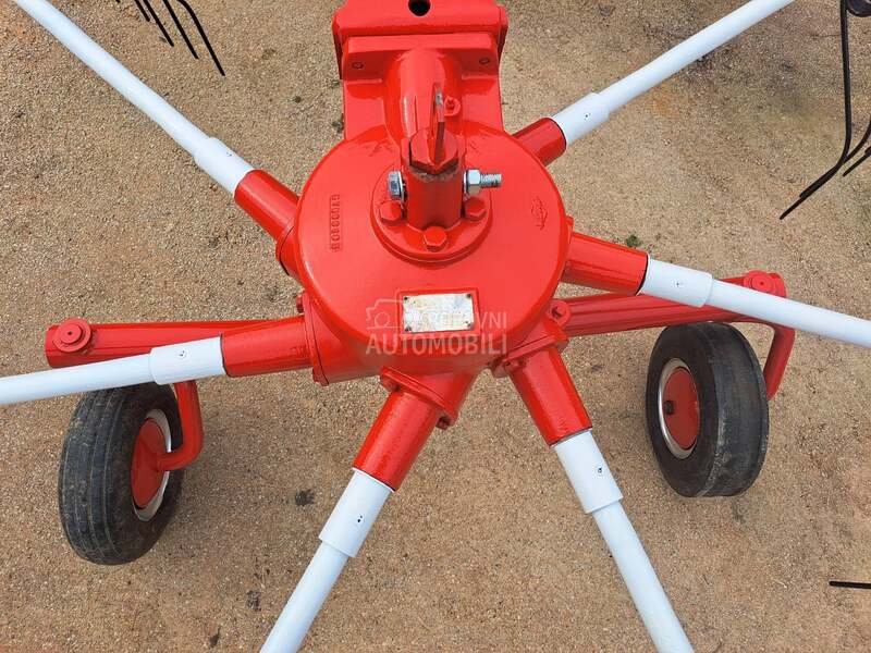 Kuhn Balerine sakupljači