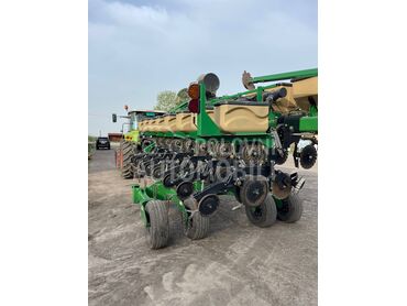 Great Plains YP825AR