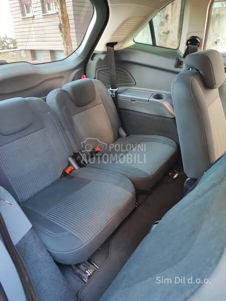 Ford Grand C-Max 1.6