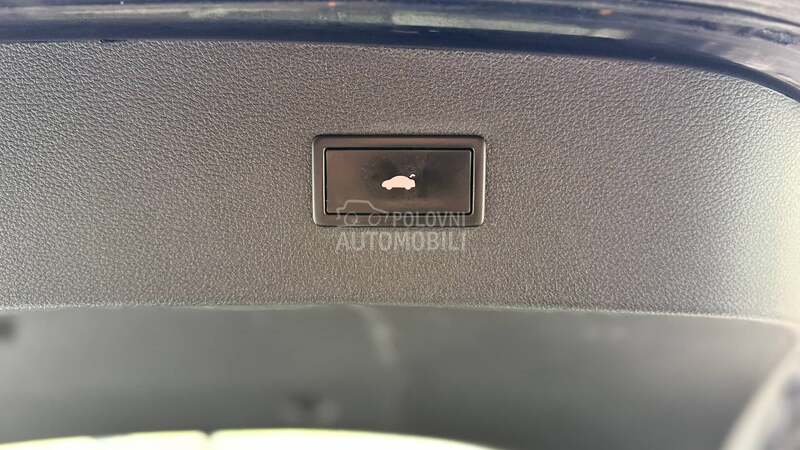 Audi A7 quattro Matrix