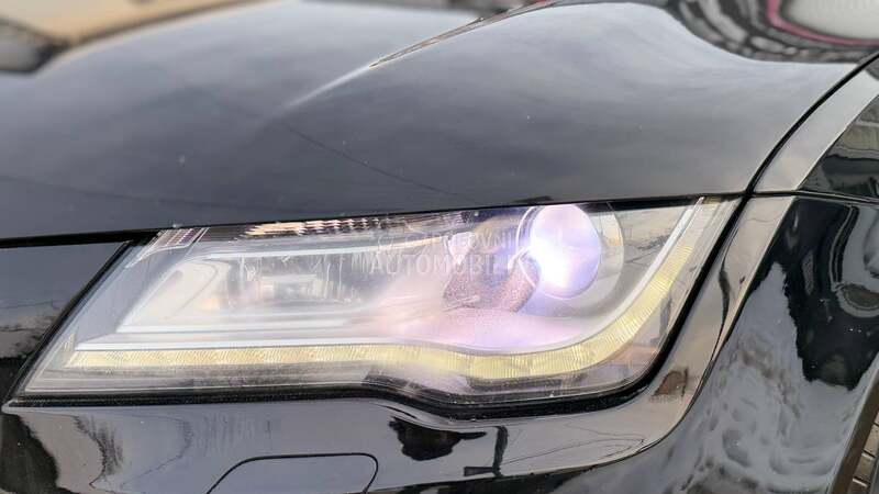 Audi A7 quattro Matrix