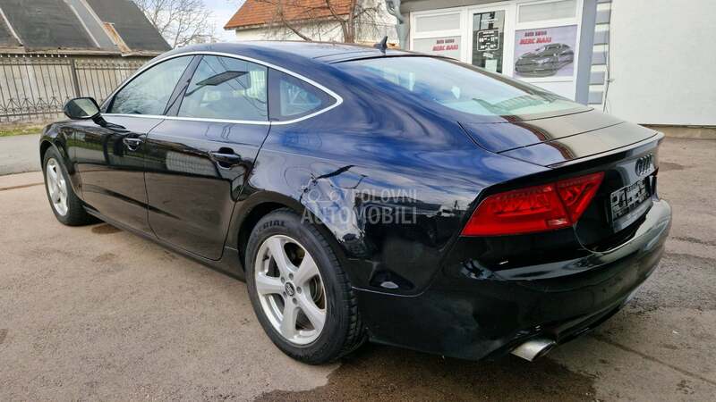Audi A7 quattro Matrix
