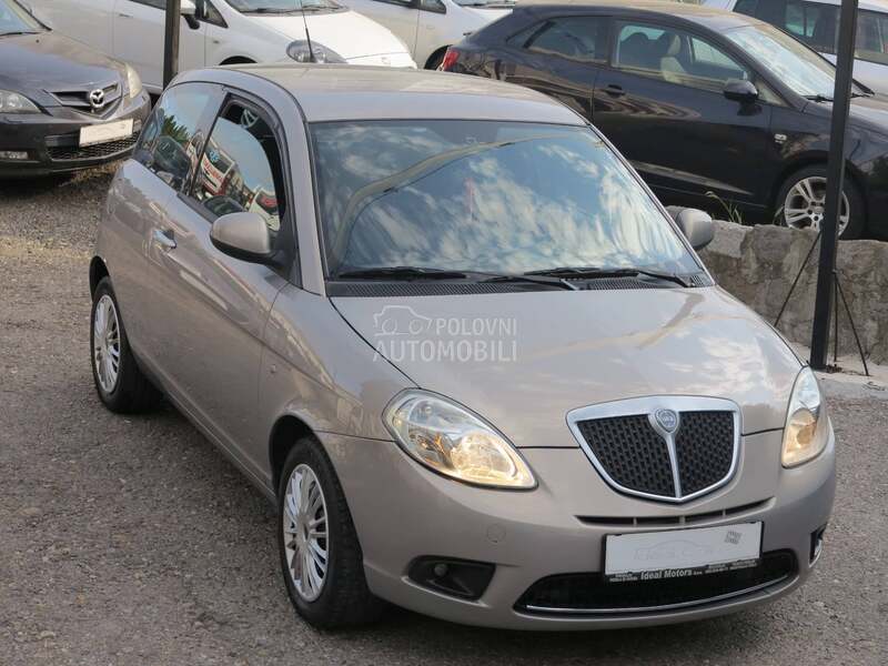 Lancia Ypsilon 1.2 B