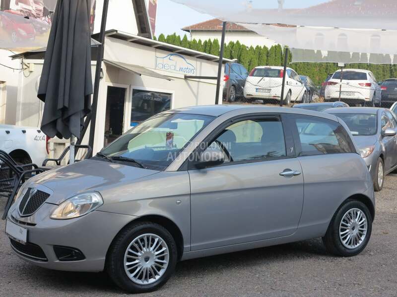 Lancia Ypsilon 1.2 B