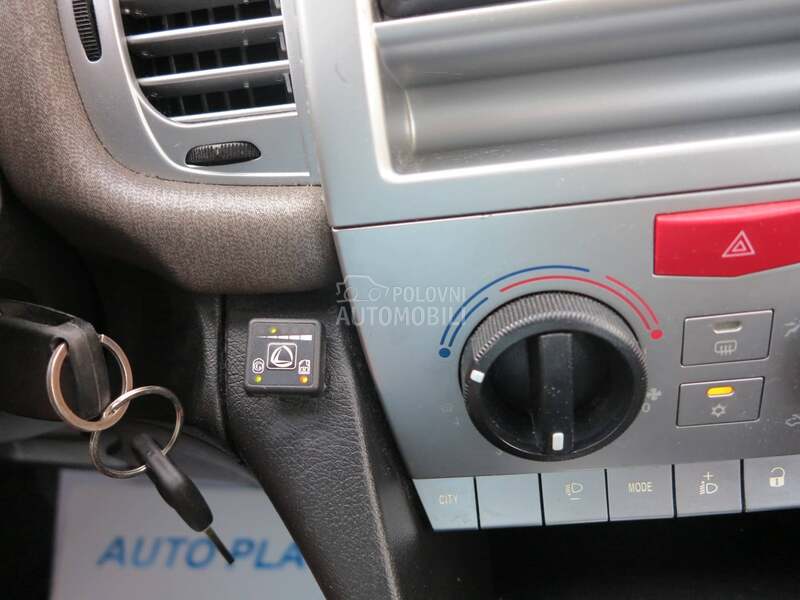 Lancia Ypsilon 1.2 B