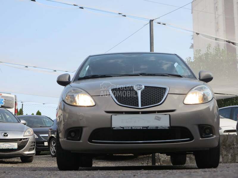 Lancia Ypsilon 1.2 B