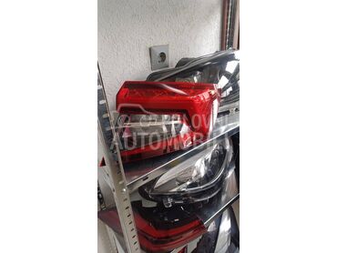 Stop svetlo za Škoda Karoq od 2017. do 2019. god.