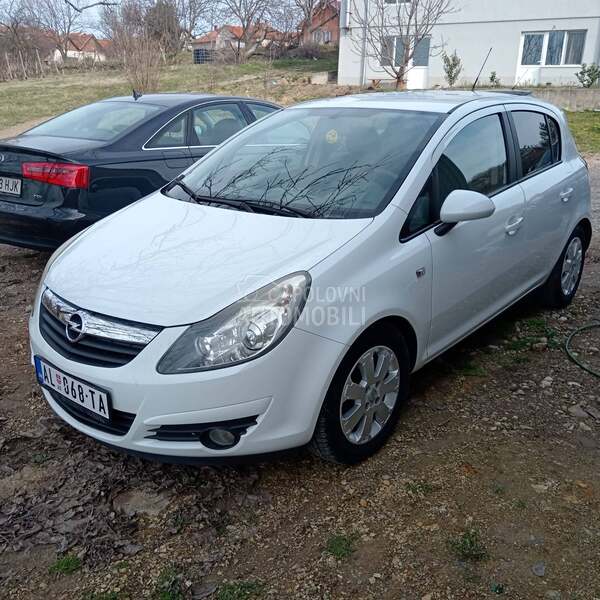Opel Corsa D 1.4i