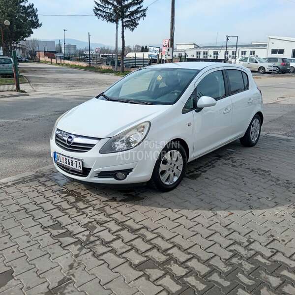 Opel Corsa D 1.4i