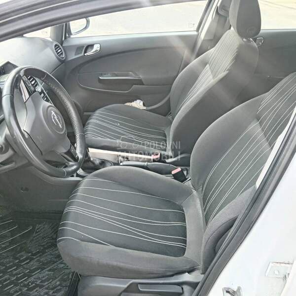 Opel Corsa D 1.4i