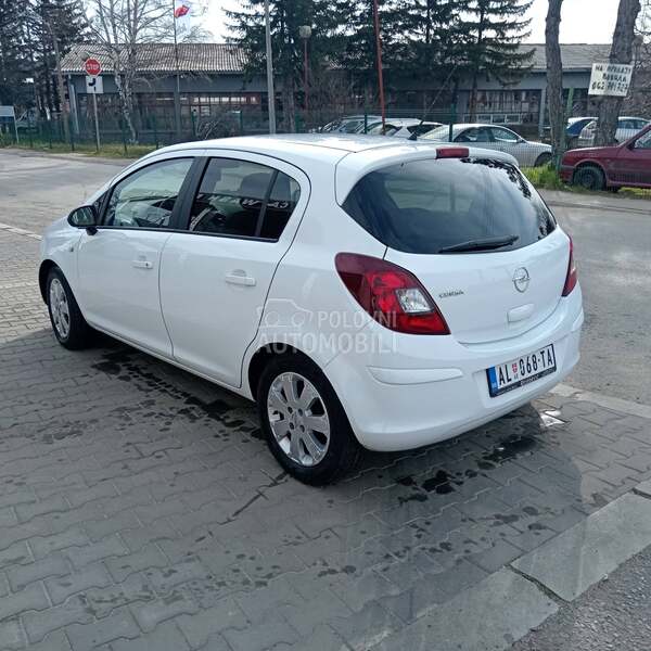 Opel Corsa D 1.4i