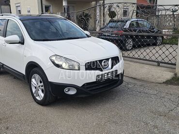 Nissan Qashqai + 2 4x4 a ut om atik