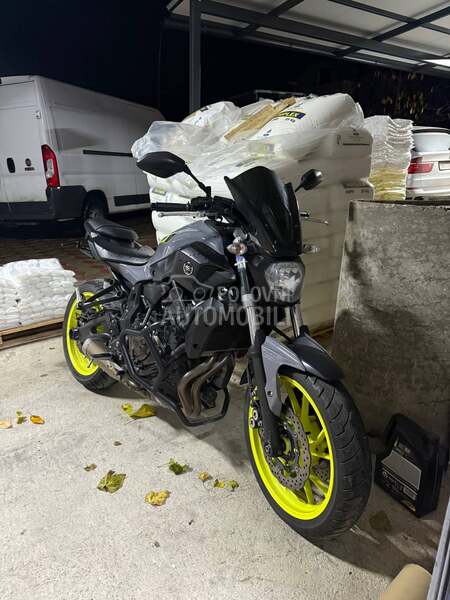 Yamaha mt 07