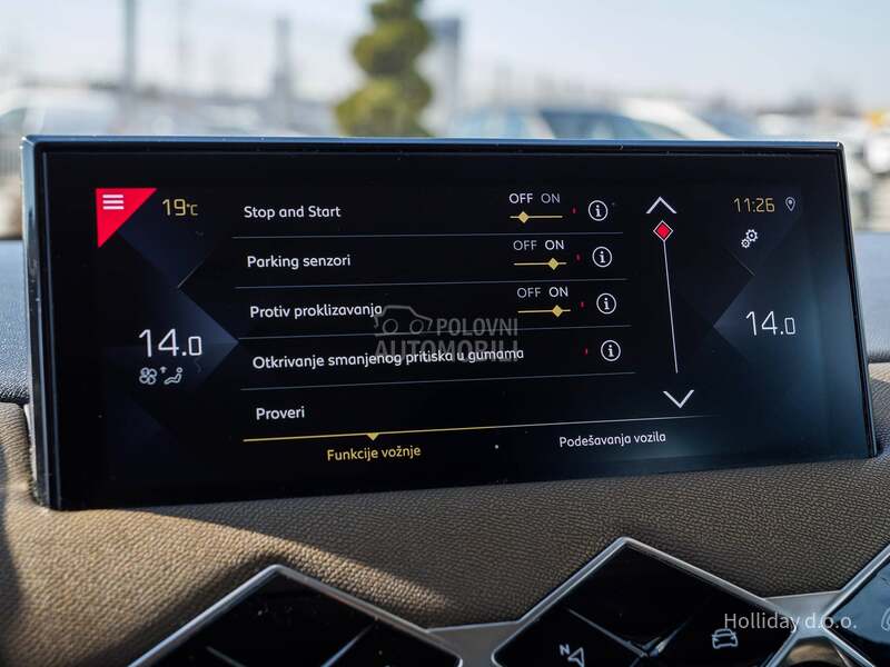 DS 3 1.2PureTech Led Nav