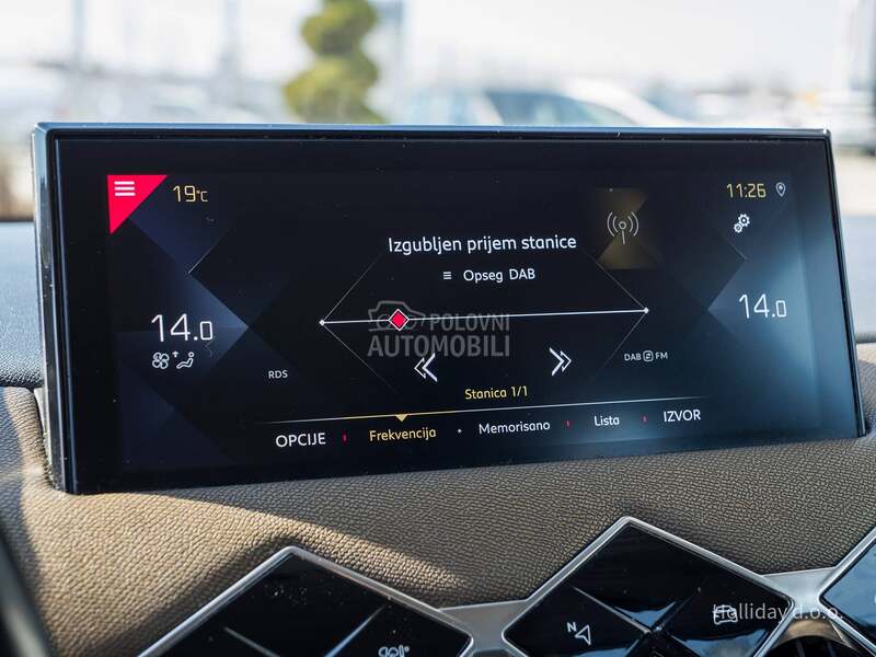 DS 3 1.2PureTech Led Nav